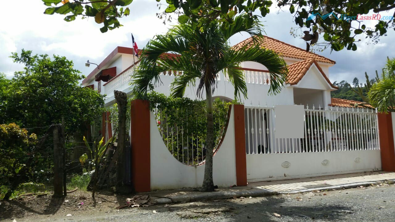 CASA DE VENTA EN LA VEGA Hipercasasrd